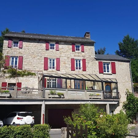 Maison D'Hotes "La Pierre Pointue" Saint-Léons Kültér fotó